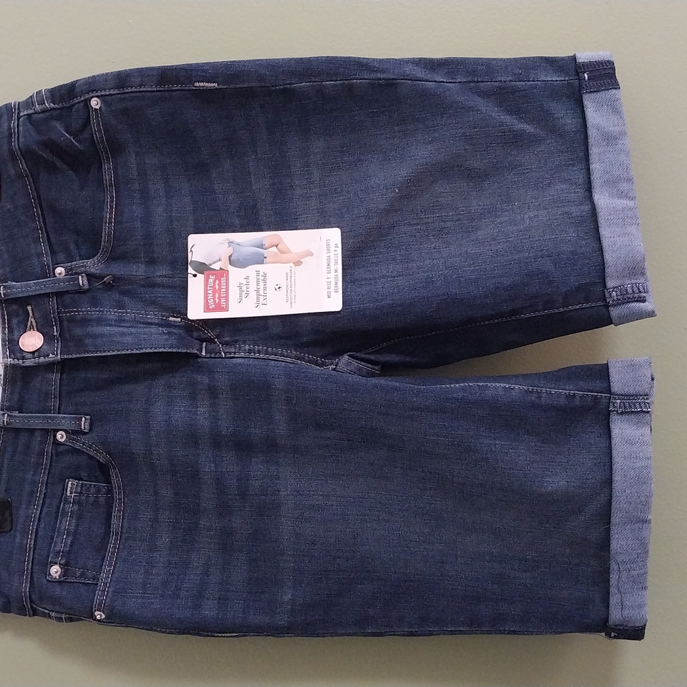 Woman  Blue Denim Shorts